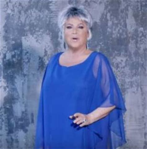 L'anno scorso la coppia, inossidabile e felice, ha festeggiato le nozze d'oro, cioè i primi 50 anni da marito e moglie. orietta berti: la canzone del volo la dovevo cantare io a ...