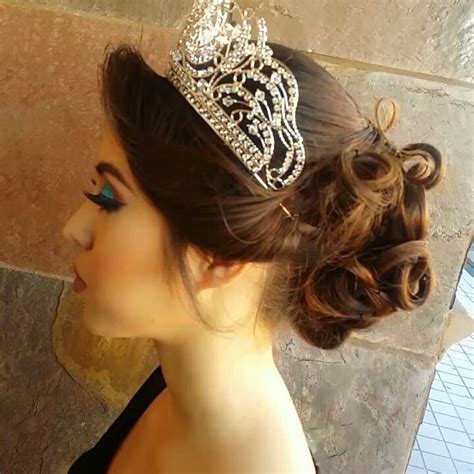 Cute quinceanera hairstyles with crown new natural hairstyles. 20 Absolutely Stunning Quinceanera Hairstyles with Crown ...