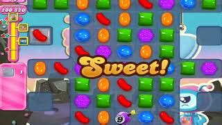 Candy crush saga oyunu ile aynı renk ve şekle sahip şekerlerden en az 3 tanesini birleştirip patlatarak oynanıyor. CANDY CRUSH SAGA - Juega gratis online en Minijuegos