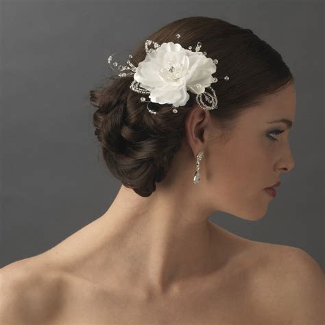 Peonies, lillies, roses, oh my! * Delicate White Flower Hair Comb w/ Swarovski Crystals ...