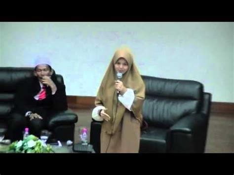 International islamic university malaysia campus, gombak, selangor, malaysia, february 5, 2017. forum cinta Fatimah Syarha & Ustaz Mohammad Yaakub Yusra ...
