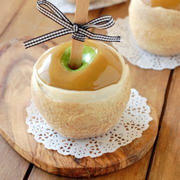 I got a story to tell. Apple Pie Caramel Apples | NoBiggie.net