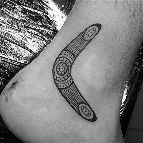 Browse the user profile and get inspired. 40 Boomerang Tattoo Designs für Männer - Curved Wood Ink ...