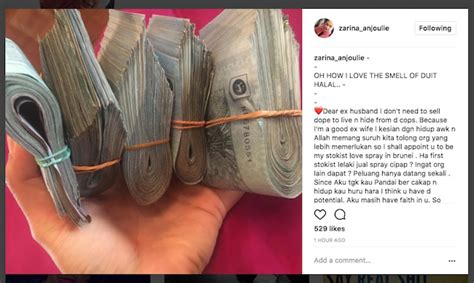 Anju dan suami yang sudah hampir lima bulan mendirikan rumah tangga walaubagaiamanapun tetap tenang dengan ujian yang menimpa keluarga mereka. Zarina Anjoulie Gaduh Dengan Ex Husband Di IG - MYNEWSHUB