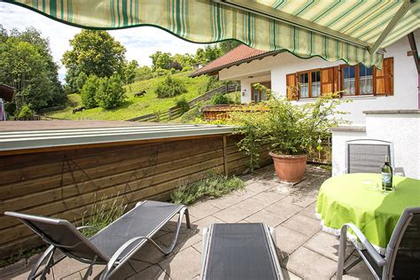 Wenn sie erfahrungen mit diesem unternehmen gesammelt haben, teilen sie diese hier mit anderen seitenbesuchern. Ferienwohnung