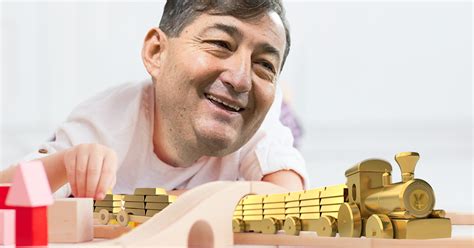 A hírt a blikk és az index is megírta, de ezek a lapok nem merték leírni orbán viktor pénztárosának nevét. Mészáros villájába költözött Várkonyi Andrea cége ...