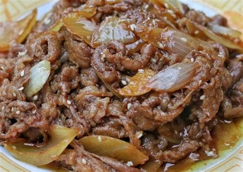 Olahan daging yang termasuk simpel & ga buang2 waktu yaa. Resep Beef Teriyaki Yoshinoya / Bumbu Persiapan Gyudon ...