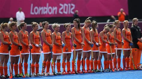 Einigkeit macht stark hymne la brabançonne fête nationale 21 juillet · événement commémoré prestation de serment de léopold i er sur la constitution (1831) situation de la. Slow Clap for the Dutch Field Hockey Team… | LobShots