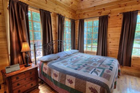 Compare & save · 11+ million reviews · expedia rewards Romantic Honeymoon Cabin |Secluded | North Carolina Mountains