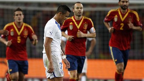 Sigue las novedades de #laroja, #larojafemenina ¿Por qué Chile siempre sufre goles en los finales de ...