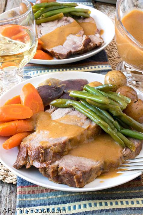 Leftover pork makes a week of delicious recipes if you plan for it. What To Make With Leftover Pork Roast And Gravy : Just Another Sunday Pork Roast | Food Ninja ...