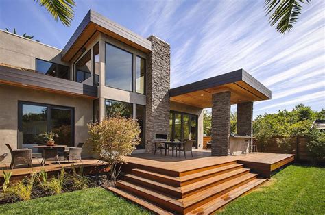 These contemporary house plans and modern designs are often marked by open, informal floor plans. World of Architecture: Contemporary Style Home in ...