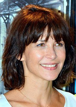 Find the perfect sophie marceau stock photos and editorial news pictures from getty images. Pin auf sandra corte de cabelo