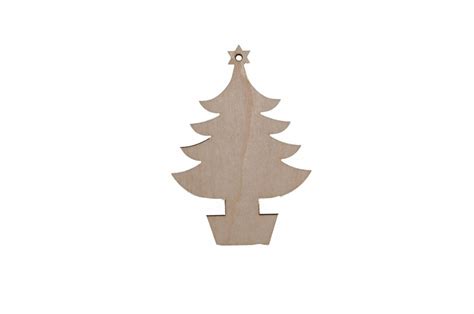 Gwiazda na szczycie drzewka i wycięta śnieżynka na dole dopełniają kompozycji. Choinka A4 : Choinka J Line Xmes Tree L Reindeer Decorations Christmas Figurines Tabletop ...