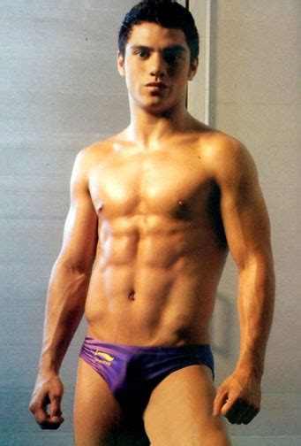 Yahel Castillo: Mexico's Golden Boy Of Diving | ...dancing ...