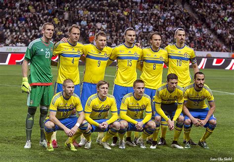Det svenska landslagets nuvarande kapten andreas granqvist hade gett bindeln till zlatan ibrahimovic om janne andersson hade bett honom. Swedish National team, Men - Canonfreak.seCanonfreak.se