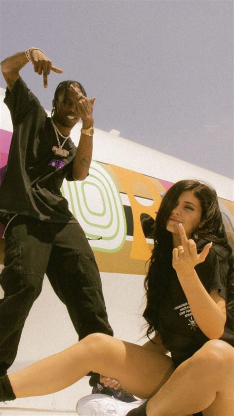 Singers, travis scott, american, kylie jenner, model, rapper. 🤴🏿 👸🏻 iPhone Wallpaper (Travis and Kylie) : travisscott