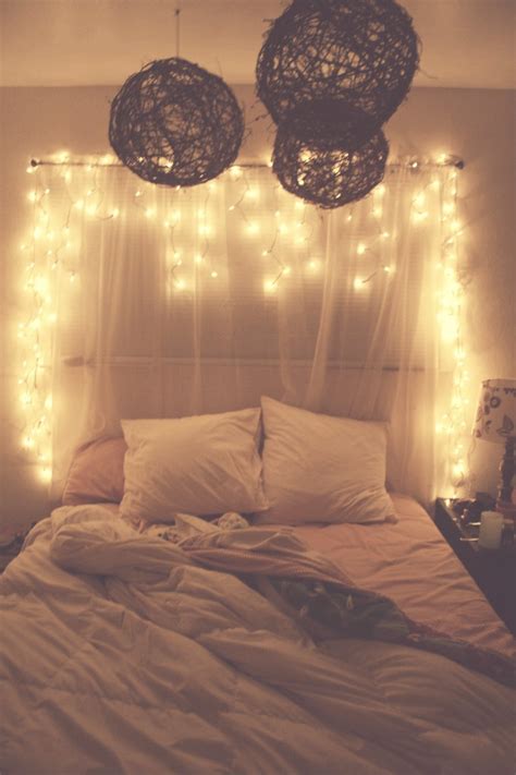 Keeping things exciting in any relationship can be a challenge. 45 Ideas To Hang Christmas Lights In A Bedroom - Shelterness