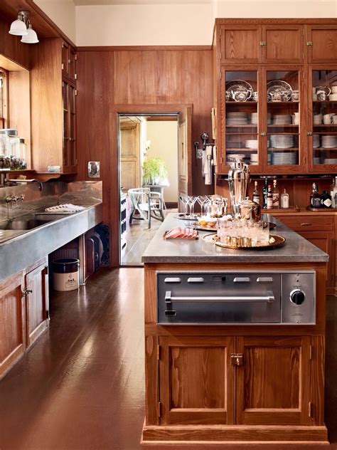 Sort food containers, use a bulletin board, clean junk drawer, use tray dividers and more. Skylands. | Martha stewart home, Martha stewart kitchen ...