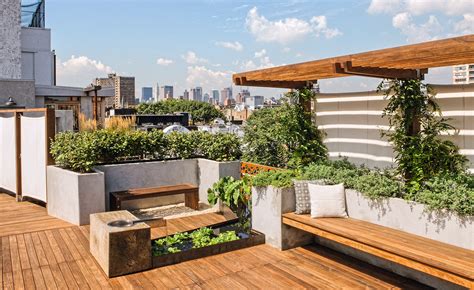 A small deck can still be a functional space, the key is not to overcrowd the area and to make as much. 9 Remarkable Rooftop Garden Designs Around the World ...