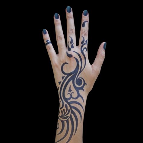 This method may take some time and effort. Henna Tattoo Kit | Henna kit | Mehndi Body Paint