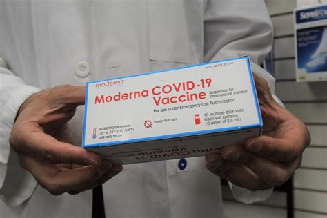 Boxes of the moderna coronavirus vaccine being prepared for shipment in a mississippi distribution center | pool photo by paul sancya?afp via getty the commission's first contract with moderna secured eu countries an initial 80 million doses, and included the option for countries to purchase. More than 11,000 doses of Moderna COVID-19 vaccine already ...