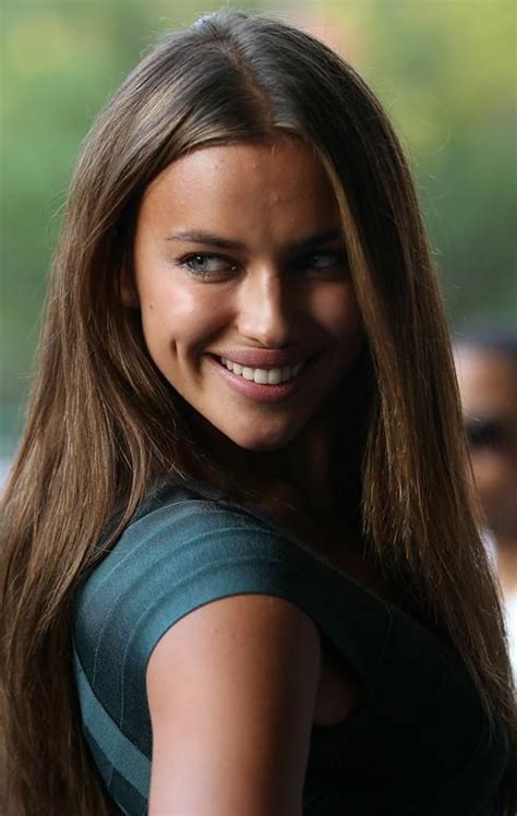 The thing we love most about this blonde short hair look, has to be the fact that you don't have to worry about the upkeep of your roots!. Irina Shayk Photostream | Irina shayk, Irina shayk photos ...