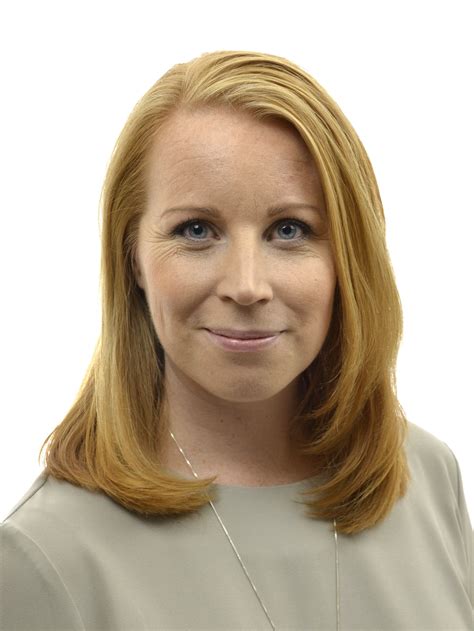 Partiledare för centerpartiet, mamma, feminist och liberal. Annie Lööf (C) - Riksdagen