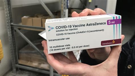 Az irodalmi adatok szerint, tehát oltás nélkül, a tüdőembólia előfordulása. AstraZeneca vakcina: ezek lehetnek az oltás utáni mellékhatások, szövődmények - Portfolio.hu