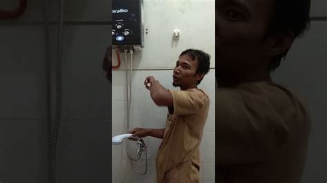 Harga sm pasang rp 1.300.000._ katanya gransi 1 thn , walaupun garansi tentu report bawa ke service nya. Pemasangan water heater di solo part 2 selesai - YouTube