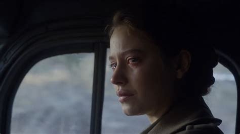 Elle découvre que plusieurs d'entre elles, tombées enceintes dans des circonstances dramatiques, sont sur le point d'accoucher. Les Innocentes Trailer (2) OV - FILMSTARTS.de