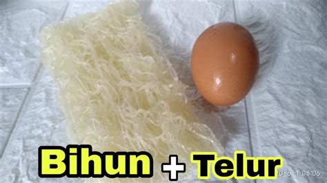Pecahkan telur kocok lepas dan ambil adonan gulung2 kan ke telur kmudian goreng lakukan smpai habis dan goreng hingga matang selesai Olahan Bihun Jadi Cemilan Enak - YouTube