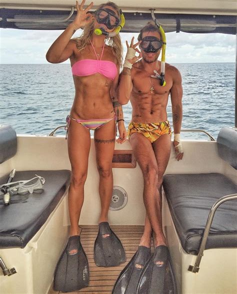 Gabriella pugliesi é uma blogueira fitness brasileira. No dia do seu aniversário, Gabriela Pugliesi posa de ...