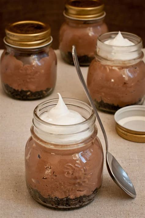 Find easy to make recipes and browse photos, reviews, tips and more. 22 Desserts In Jars For Summer Picnics | Nutella ...