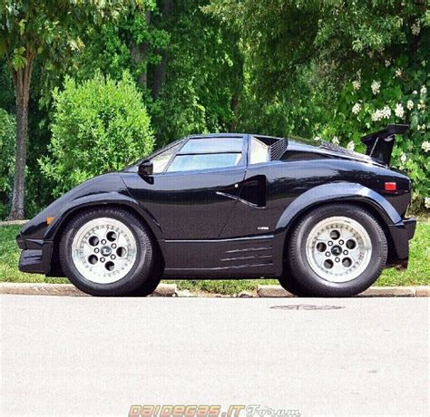 The upside of smart cars has always been obvious, but the drawbacks lurk right beneath the surface. Mini Lamborghini Countach, http://www.daidegasforum.com ...