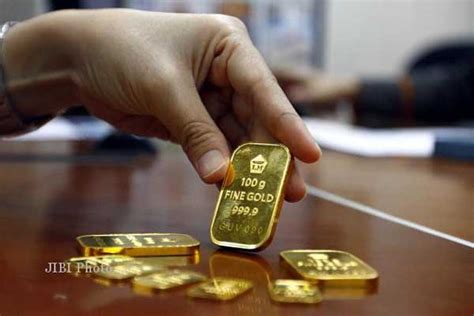 Hal itu diakibatkan oleh lumpuhnya kegiatan ekonomi secara global akibat wabah virus jatuhnya harga minyak dunia akan berpengaruh ke icp. Dolar AS Terdampak Pelemahan Minyak, Harga Emas Bersinar ...