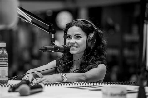 Con un simple click puedes escuchar todas las mejores emisoras de email: INNA: INNA @ Radio Europa FM