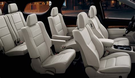 It offers a comfortable interior, an. 2015 Dodge Durango - Crossover SUV | Dodge RAM Chrysler ...