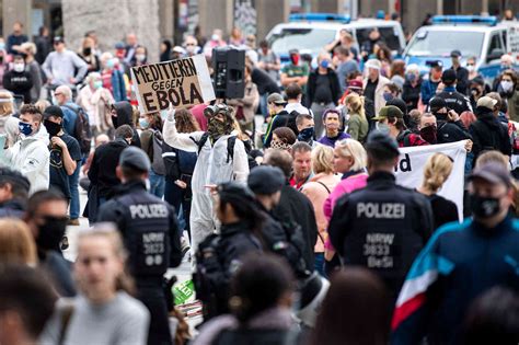 Wörtlich lautet die regel in nrw: Köln, Aachen und Dortmund: Hunderte demonstrieren in NRW ...