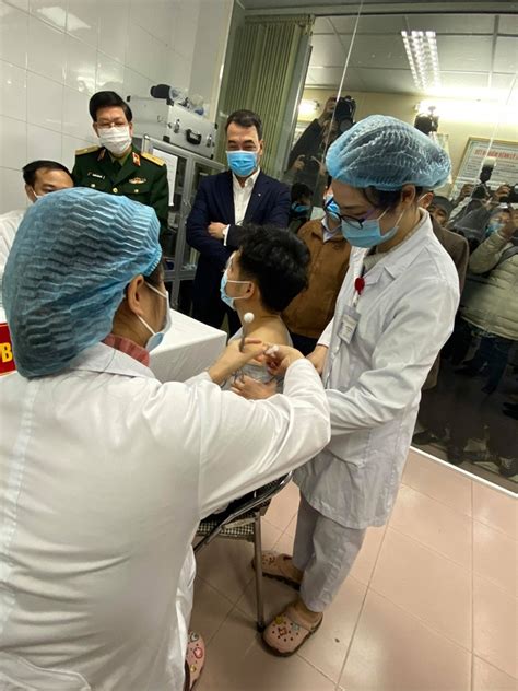 Hồ chí minh, công tác tiếp nhận máu và tiểu cầu từ nguồn hiến tình nguyện của. Tiếp tục tiêm thử nghiệm vaccine COVID-19 cho 17 tình ...
