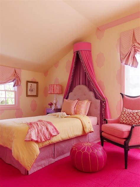 Green and pink work great together, and are a perfect choice for a girl's bedroom. 25 Creative Pink Bedroom Design Ideas - Decoration Love