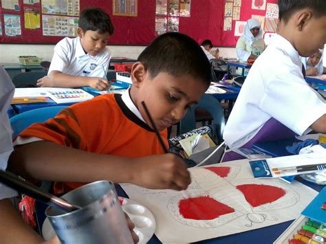 Memastikan semua ahli kelab dapat menguasai dan meningkatkan kemahiran seni lukis dan. Bicara Di Sini: Aktiviti Seni