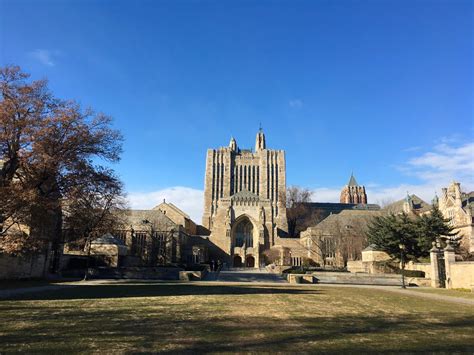 Sterling memorial library is the main library building of the yale university library system in new haven, connecticut, united states. Sterling Memorial Library at Yale, New Haven, Connecticut ...