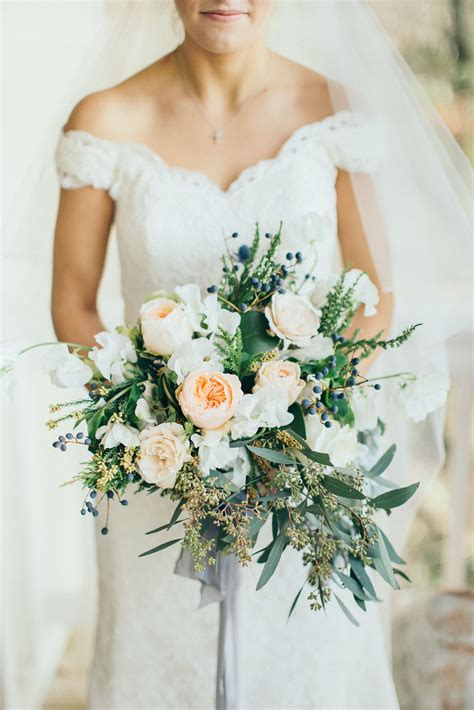 Check spelling or type a new query. Lovely brides bouquet /Lauren bailey photography | Bride bouquets, Bride, Thistle wedding