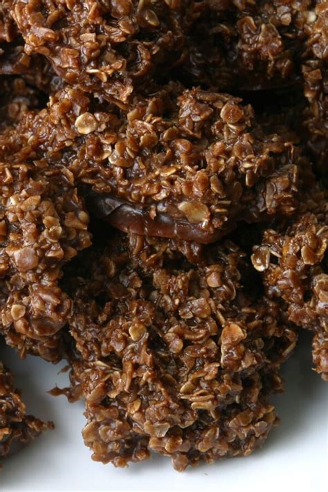 It's a low carb mousse that whips up quickly to enjoy as a dessert or next, i combine the unsweetened cocoa powder and granular sweetener in a medium mixing bowl. Chocolate Frogs - Made with milk, butter, sugar, cocoa ...
