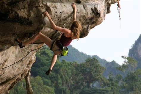 She finished in 6th place at the 2012 paris world rock climbing. Matilda Söderlund: Thailand