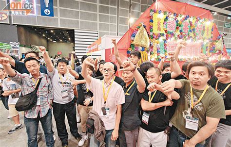 打風吹冧書價 要錢唔要貨 - 東方日報