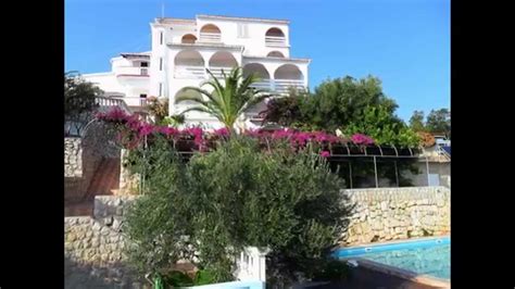 Struktura státní správy je založena na oddělení zákonodárné, výkonné a soudní moci. Dovolená Chorvatsko-soukromé Apartmány Chorvatsko Novalja Pag POTOČNICA - YouTube