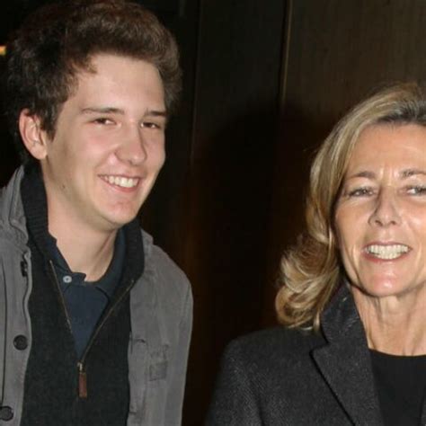 Claire chazal a livré de rares et touchantes confidences sur son fils unique, françois, né de sa relation avec ppda, son ex compagnon. Claire Chazal : le jour où son fils François l'a remise à ...