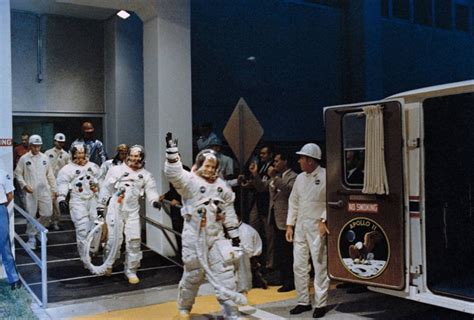See more ideas about moon landing, apollo 11 moon landing, neil armstrong. Moon Landing: Intimate Photos Of The Astronauts And Their ...